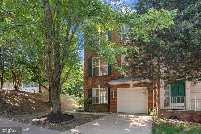 property at 4172 Zinnia Ln