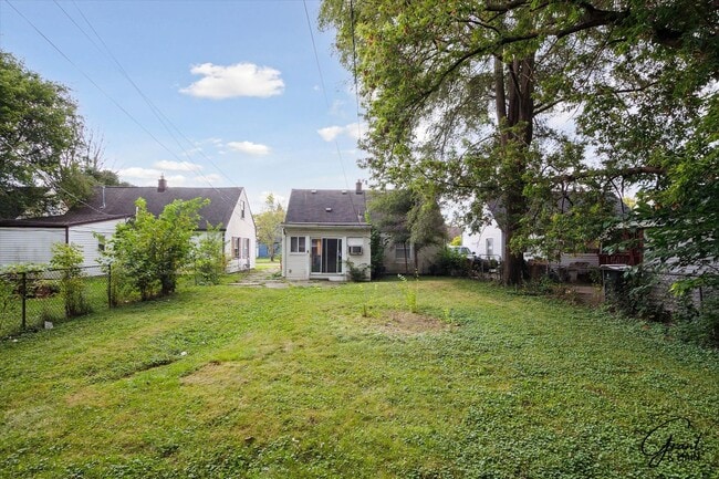 17369 Lincoln Ave in Eastpointe, MI - Building Photo - Building Photo