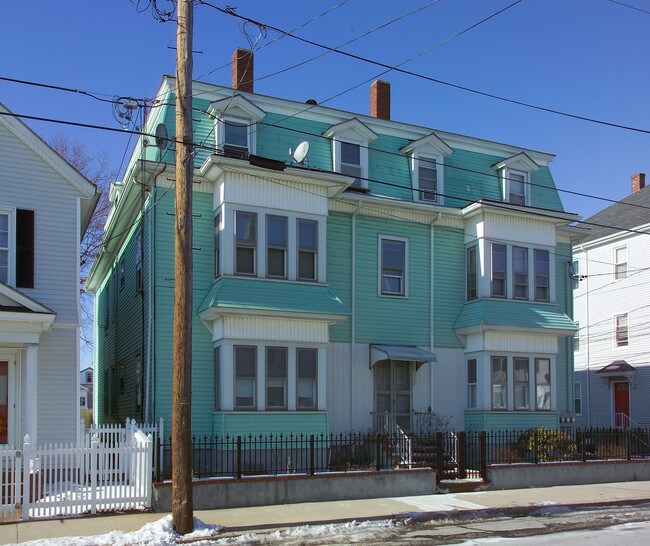 101 Quarry St in Fall River, MA - Building Photo - Building Photo