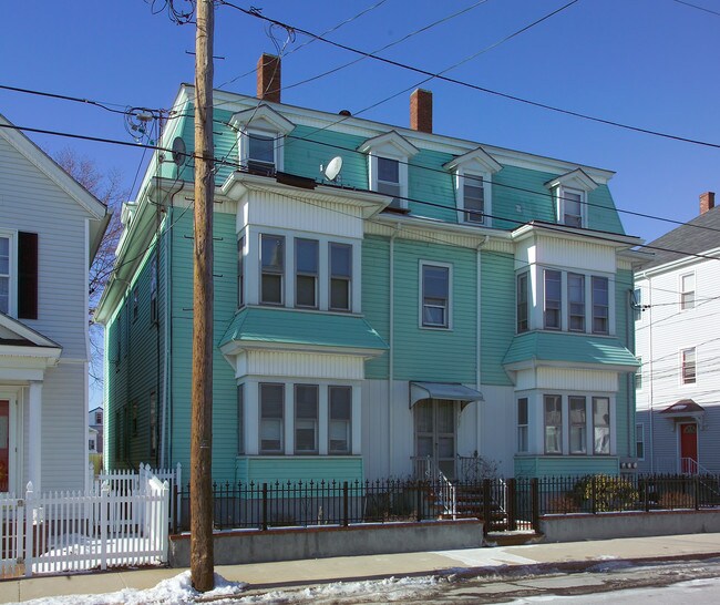 101 Quarry St in Fall River, MA - Foto de edificio - Building Photo