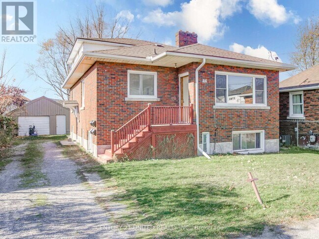 99 Haig St in St Catharines, ON - Building Photo - Building Photo