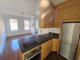 102 Myrtle St, Unit 7 Apartamentos