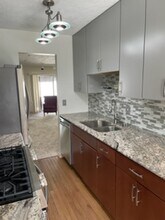 804 Fairways Dr in Oakmont, PA - Building Photo - Building Photo