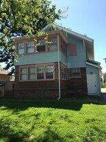 1124 S Ash Ave in Independence, MO - Building Photo