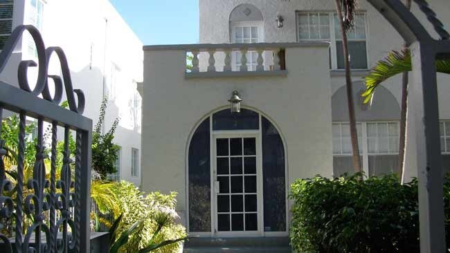 719 Meridian Ave in Miami Beach, FL - Building Photo