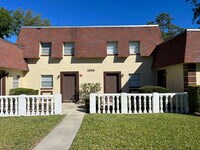 1555 SE 27th St, Unit D