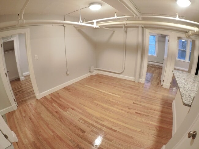 1441 Commonwealth Ave, Unit 2 in Boston, MA - Building Photo - Building Photo