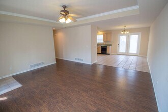 1871 Harmony St in Columbia, MO - Building Photo - Building Photo