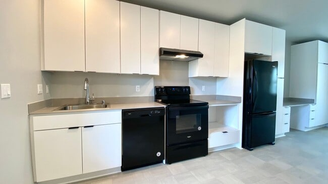 91-3617-3617 Kamolehonua St in Ewa Beach, HI - Building Photo - Building Photo