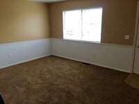 Building Photo - Brownstone Apartamentos in Dayton, Ohio