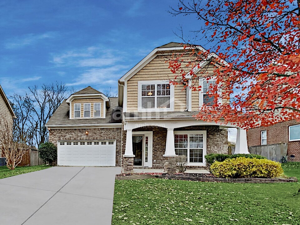 942 Legacy Park Rd in Mount Juliet, TN - Building Photo
