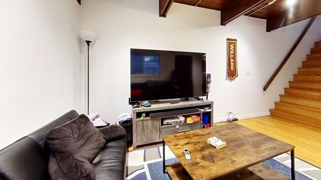 719 W Buckingham Pl in Chicago, IL - Building Photo - Building Photo