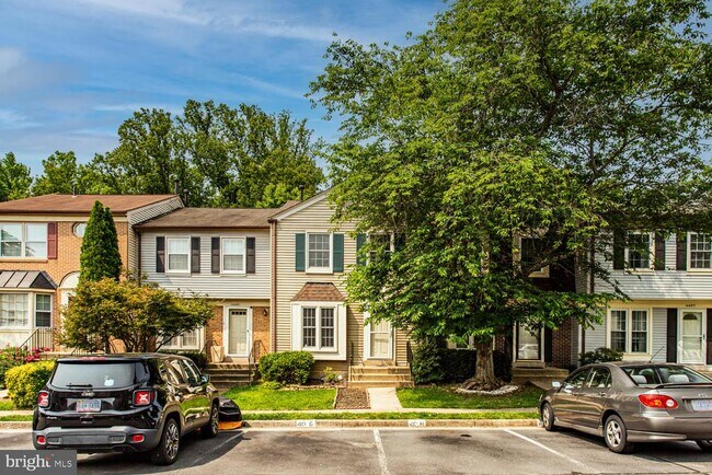 14493 Four Chimney Dr in Centreville, VA - Building Photo - Building Photo