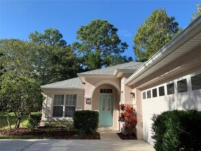 38 Shinnecock Dr in Palm Coast, FL - Building Photo - Building Photo