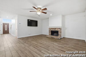 7442 Tall Cedar in San Antonio, TX - Building Photo - Building Photo