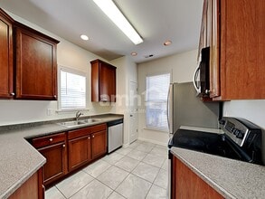 220 Marino Pl in Clayton, NC - Building Photo - Building Photo