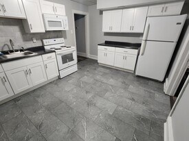 109 S Easton Rd, Unit Unit 4 in Glenside, PA - Building Photo