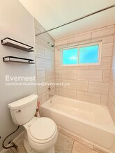 23215 Berkley St in Oak Park, MI - Building Photo - Building Photo