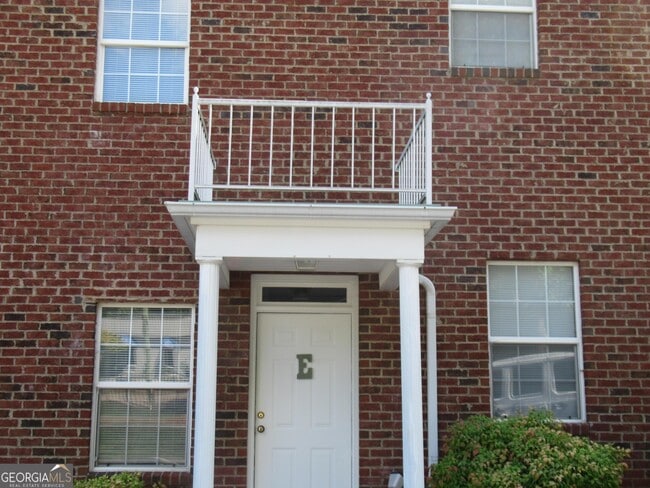 110 Mechanic St SE in Dahlonega, GA - Building Photo - Building Photo