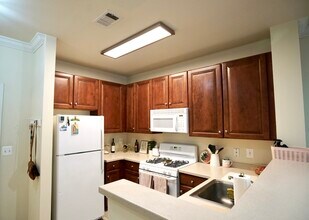 12001 Market St, Unit 167 in Reston, VA - Building Photo - Building Photo