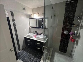 10631 NW 14th St in Plantation, FL - Building Photo - Building Photo