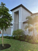 19524 Fishhawk Trl in Venice, FL - Building Photo - Building Photo