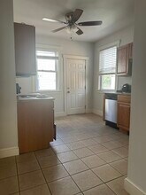 291 Dorchester St, Unit 3 in Boston, MA - Building Photo - Building Photo
