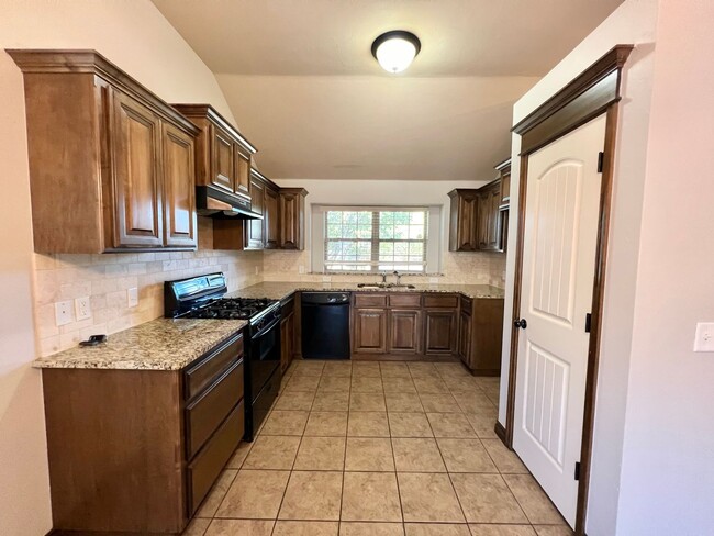 18533 Abierto Dr in Edmond, OK - Building Photo - Building Photo