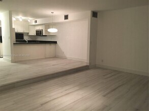 2180 Brickell Ave in Miami, FL - Building Photo - Building Photo