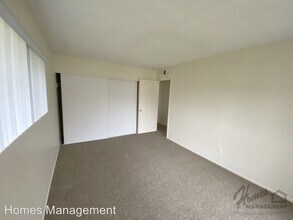 450 W Vermont Ave in Escondido, CA - Building Photo - Building Photo