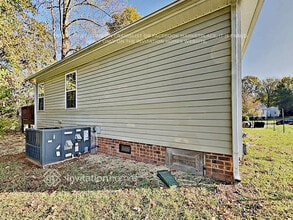 204 Christianna Ct NW in Concord, NC - Building Photo - Building Photo