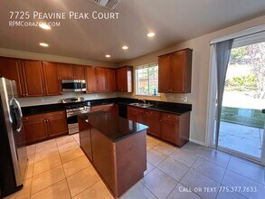 7725 Peavine Peak Court in Reno, NV - Building Photo - Building Photo