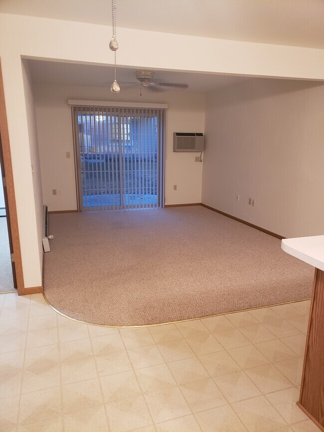 405 Main St Apartments and Nearby Lomira Apartments For Rent Lomira, WI