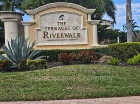 8320 Whiskey Preserve Cir in Ft. Myers, FL - Building Photo