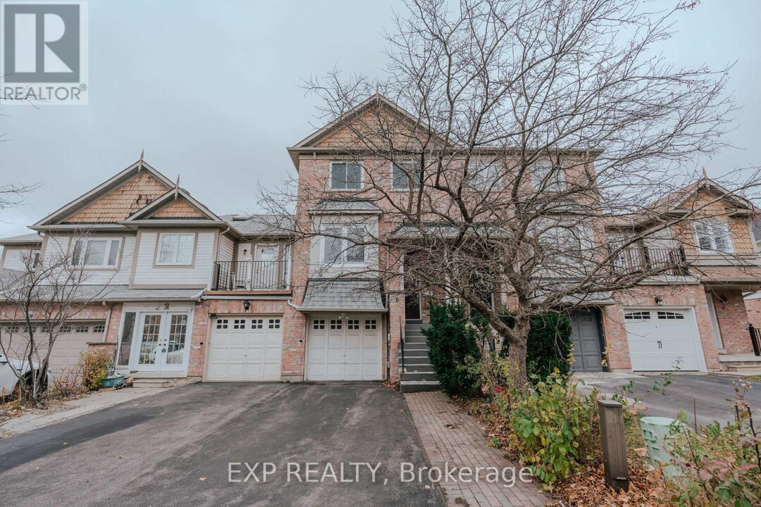 5 Schouten Crescent in Markham, ON - Building Photo