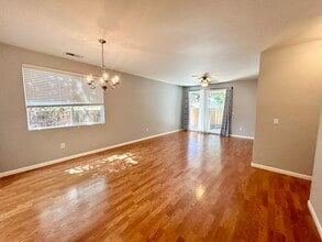 392 Royal Troon Dr in Dayton, NV - Building Photo - Building Photo