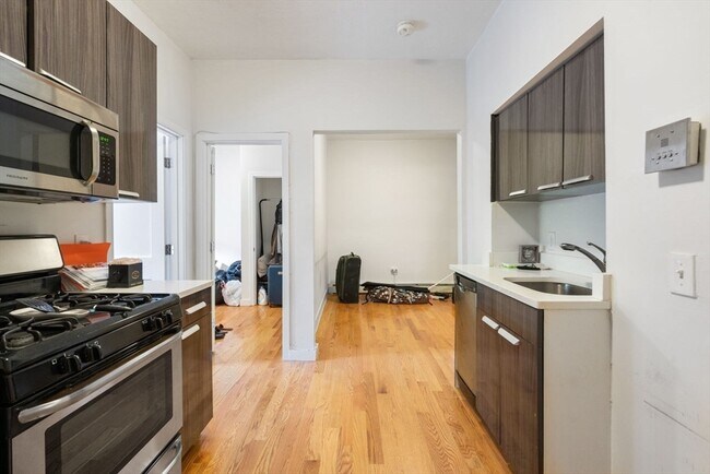 155 Salem St in Boston, MA - Building Photo - Building Photo