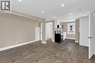 1376 Goyeau St in Windsor, ON - Building Photo - Building Photo