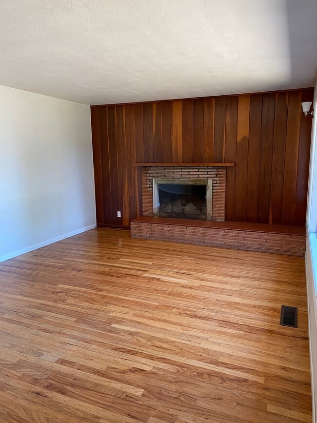 1115 NW 20th St