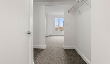 99 Kneeland St, Unit 514 in Boston, MA - Building Photo - Building Photo