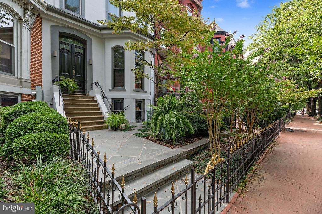 1302 Rhode Island Ave NE in Washington, DC - Building Photo