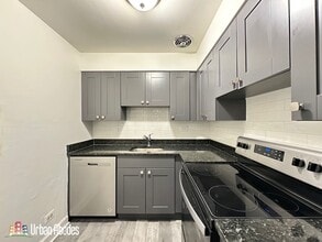 672 W Sheridan Rd, Unit A01C in Chicago, IL - Building Photo - Building Photo