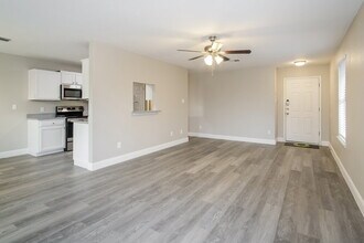 809 Bushmills Ct in Pflugerville, TX - Foto de edificio - Building Photo