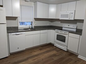 64 Center St in Dennis, MA - Building Photo