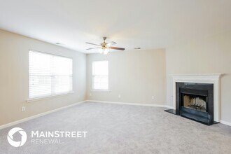 6008 Porterdale Dr in Raleigh, NC - Foto de edificio - Building Photo