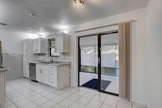 12449 Westhampton Cir in Wellington, FL - Building Photo - Building Photo