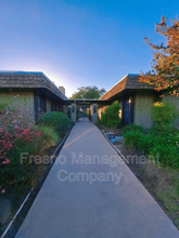 3683 N Fruit Ave in Fresno, CA - Foto de edificio - Building Photo