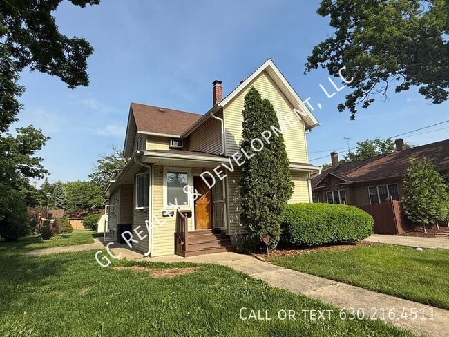 property at 158 N Liberty St