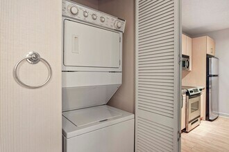 1240 S Michigan Ave in Chicago, IL - Foto de edificio - Building Photo