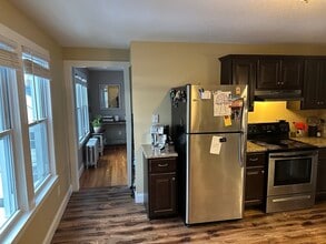 17 Leclair Terrace in Chicopee, MA - Building Photo - Building Photo